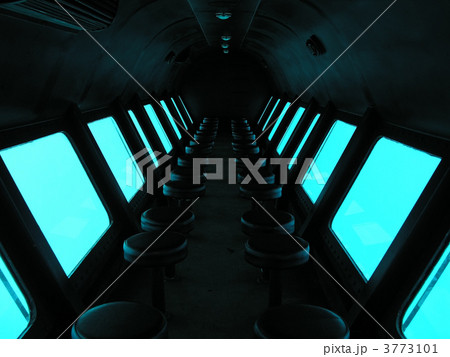 潜水艦 潜水艇 窓の写真素材