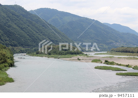吉野川 つるぎ町 徳島県 青石橋の写真素材