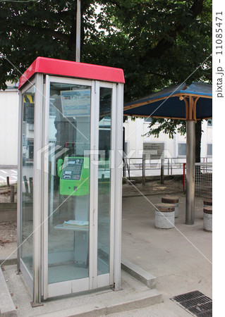 電話 電話ボックス レトロ 昭和の写真素材 - PIXTA