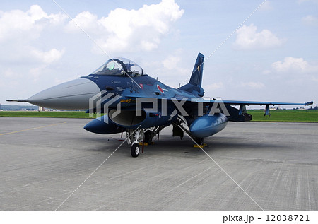飛行機 戦闘機 キャノピー F 2 日の丸の写真素材 飛行機 戦闘機 キャノピー F 2 日の丸の写真素材