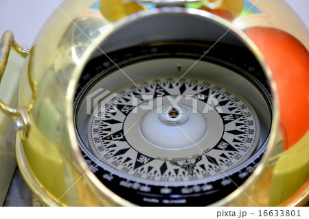 羅針盤 方位磁針 船 船舶の写真素材 - PIXTA