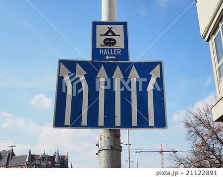 おもしろい道路標識の写真素材