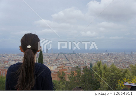 バルセロナ スペイン 後ろ姿 女性の写真素材