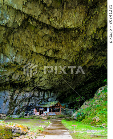 神瀬の石灰洞窟の写真素材