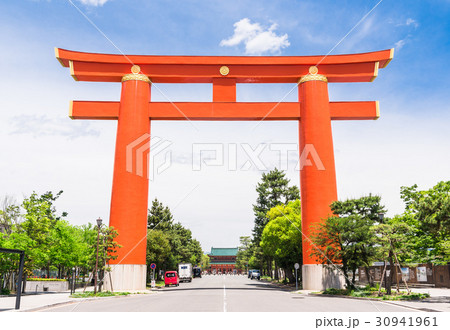 平安神宮鳥居鳥居門京都照片素材