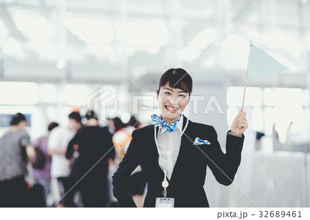 ツアコン 制服の写真素材