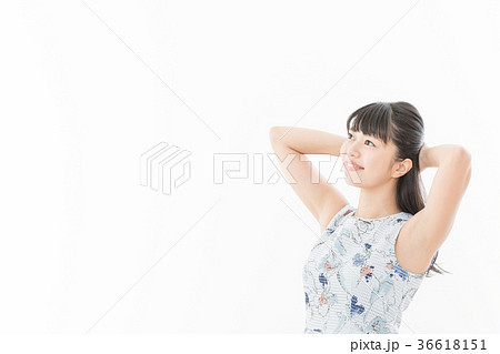 小学生　少女　ワキ Instagram