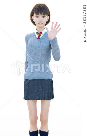 女子高生 挨拶 手 あげるのイラスト素材