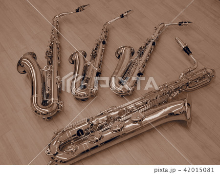 バリトンサックスの写真素材