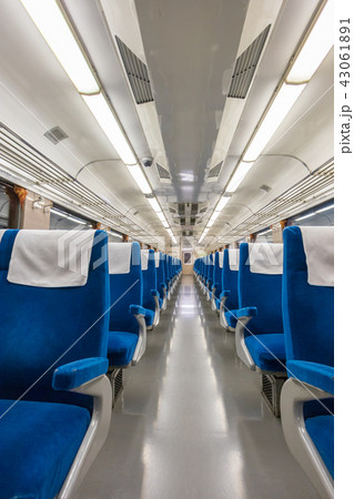 ０系新幹線の座席 新幹線 0系 座席 車内の写真素材 - PIXTA