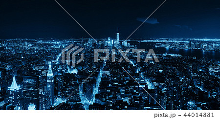 夜景 ニューヨーク アメリカ モノクロの写真素材