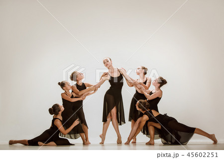 ダンサー ポーズの写真素材