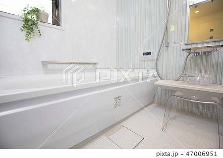 介護浴室椅子の写真素材 Pixta