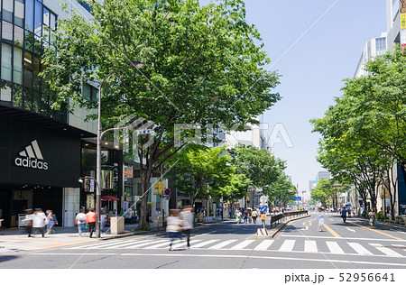 アディダス ブランドコア ストア名古屋の写真素材