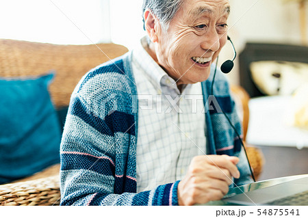 おじいちゃん 笑顔の写真素材