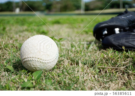 軟式野球ボール 軟球 軟式野球 軟式の写真素材