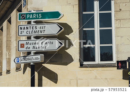 フランス 道路標識の写真素材 - PIXTA