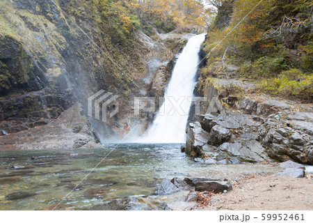 秋保大滝 紅葉の写真素材