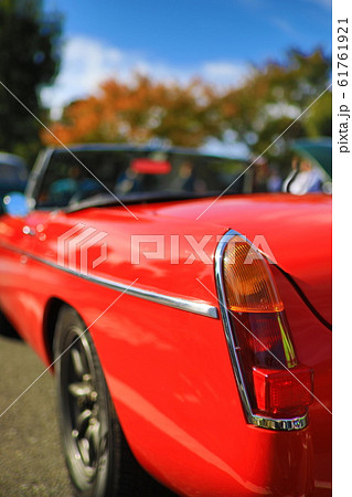 車 クラシックカー オープンカー 赤い車の写真素材 - PIXTA