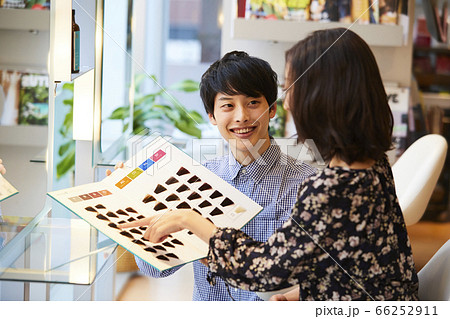 ヘアカラー色見本の写真素材