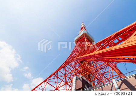 赤色 塔 鉄筋 屋外の写真素材