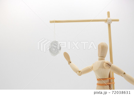 吊るされるの写真素材