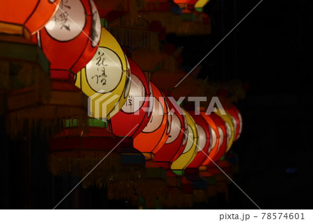 横浜 中華街 提灯 赤提灯の写真素材