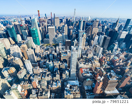 マンハッタン ニューヨーク 都市風景 ビル群の写真素材