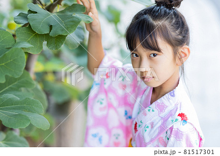 浴衣 女の子の写真素材