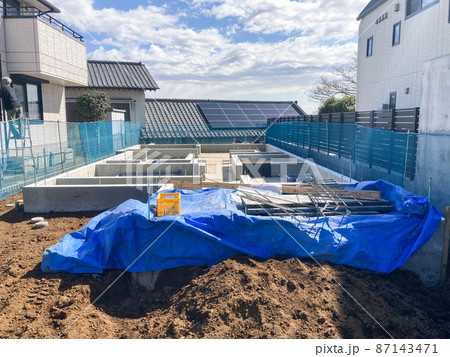 新築戸建て住宅の基礎工事現場