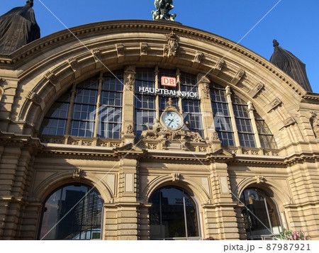 フランクフルト中央駅の正面外観