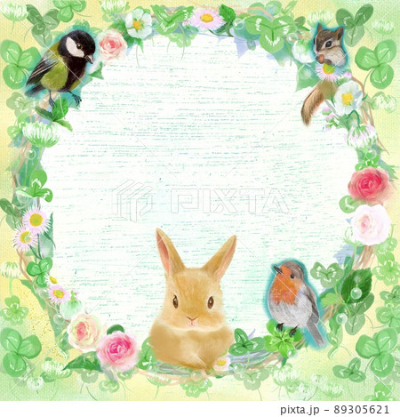♡四つ葉のクローバーいっぱいのリース♡リス＆うさぎ シーグラスアート ♡四つ葉のクローバーいっぱいのリース♡リス＆うさぎ