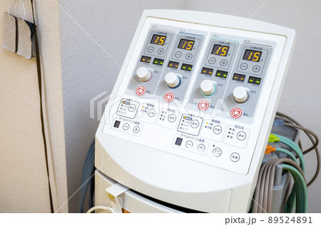 鍼灸院の低周波治療器のイメージ