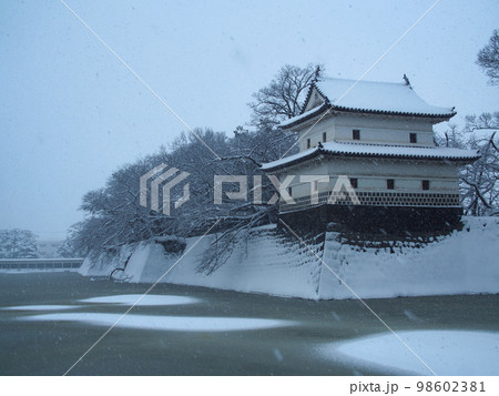 新発田城 冬 雪 冬景色の写真素材 - PIXTA