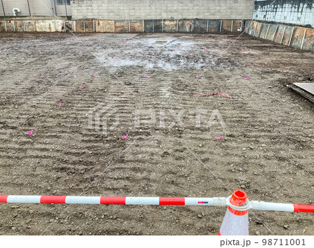 マンション建設現場の更地イメージ