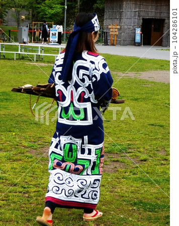 アイヌの伝統文化衣装