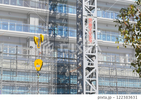 タワーマンションの建設現場のイメージ